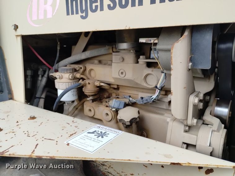 image for item EO9965 Ingersoll Rand  SD40F single drum vibratory roller