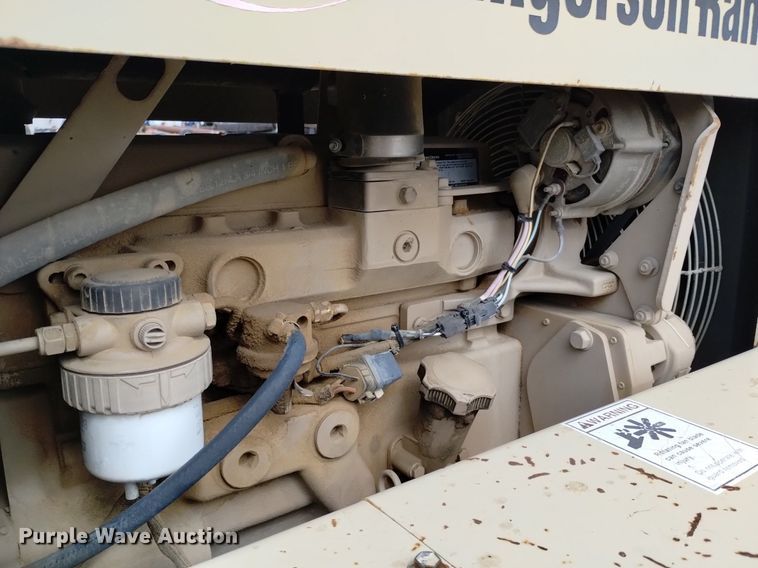 image for item EO9965 Ingersoll Rand  SD40F single drum vibratory roller