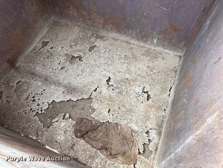 image for item JT9047 (9) dumpsters