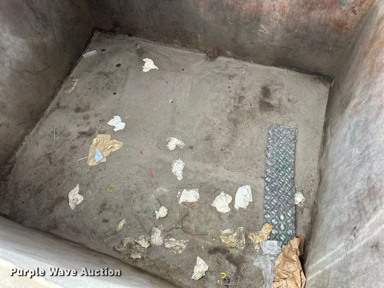 image for item JT9047 (9) dumpsters