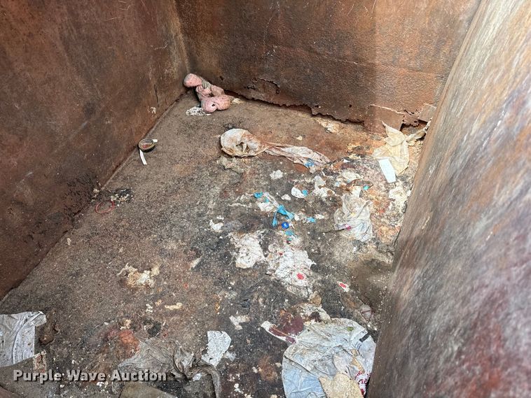 image for item JT9047 (9) dumpsters