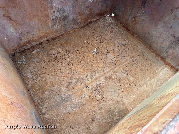 image for item JT9047 (9) dumpsters