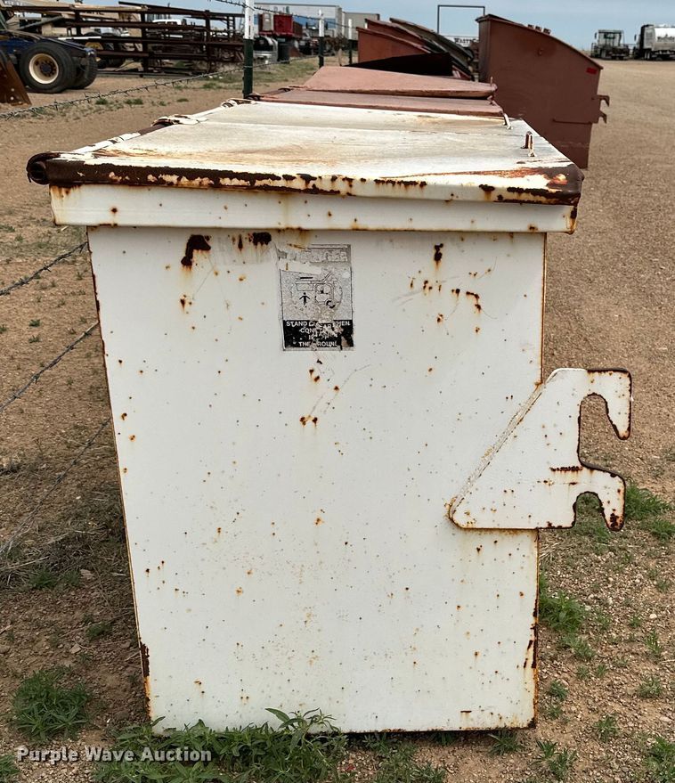 image for item JT9048 (5) dumpsters