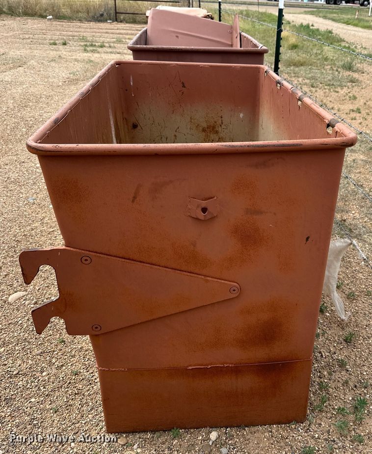 image for item JT9048 (5) dumpsters