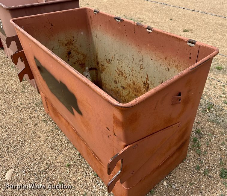 image for item JT9048 (5) dumpsters