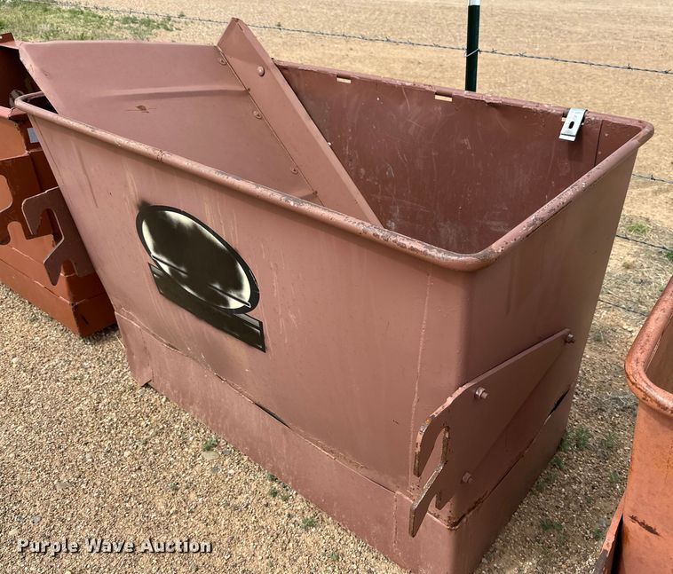 image for item JT9048 (5) dumpsters