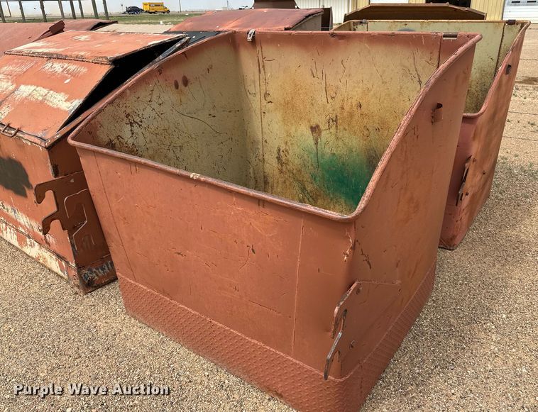 image for item JT9049 (10) dumpsters