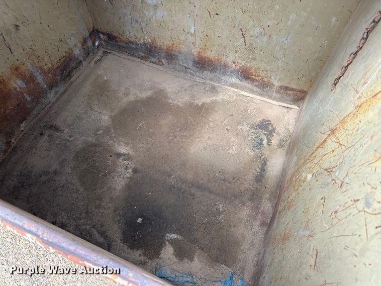 image for item JT9049 (10) dumpsters