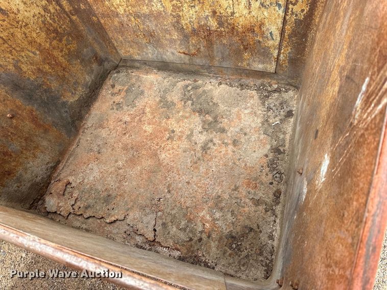 image for item JT9049 (10) dumpsters