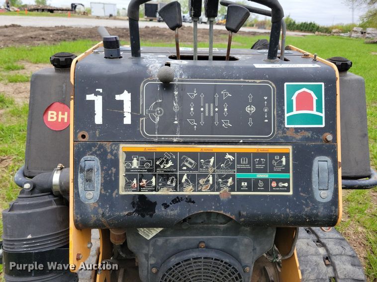 image for item KB9062 Boxer 427 compact utility loader