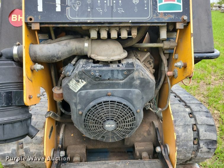 image for item KB9062 Boxer 427 compact utility loader