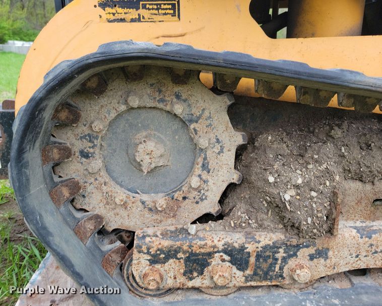 image for item KB9062 Boxer 427 compact utility loader