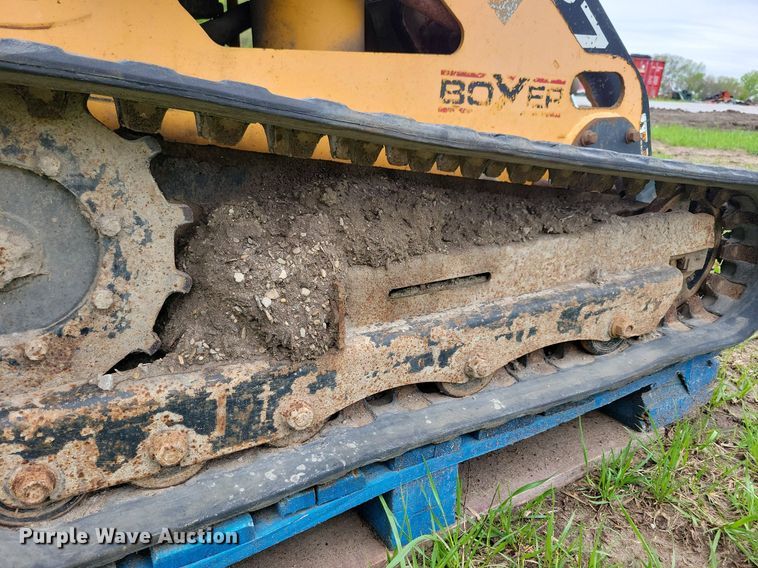 image for item KB9062 Boxer 427 compact utility loader