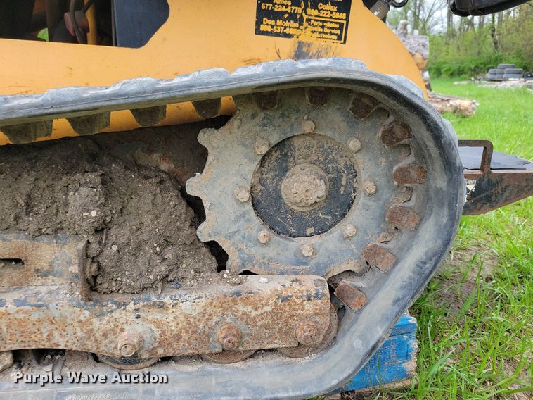 image for item KB9062 Boxer 427 compact utility loader