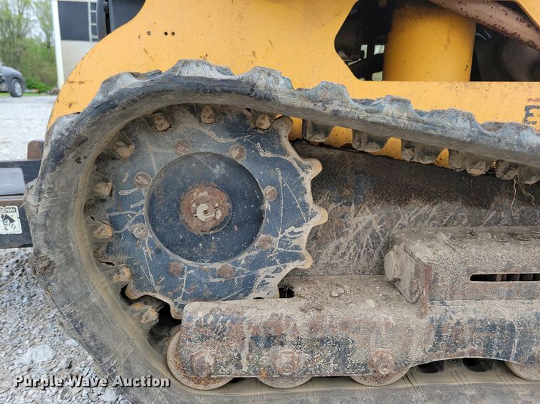 image for item KB9063 2009 Boxer 427 compact utility loader