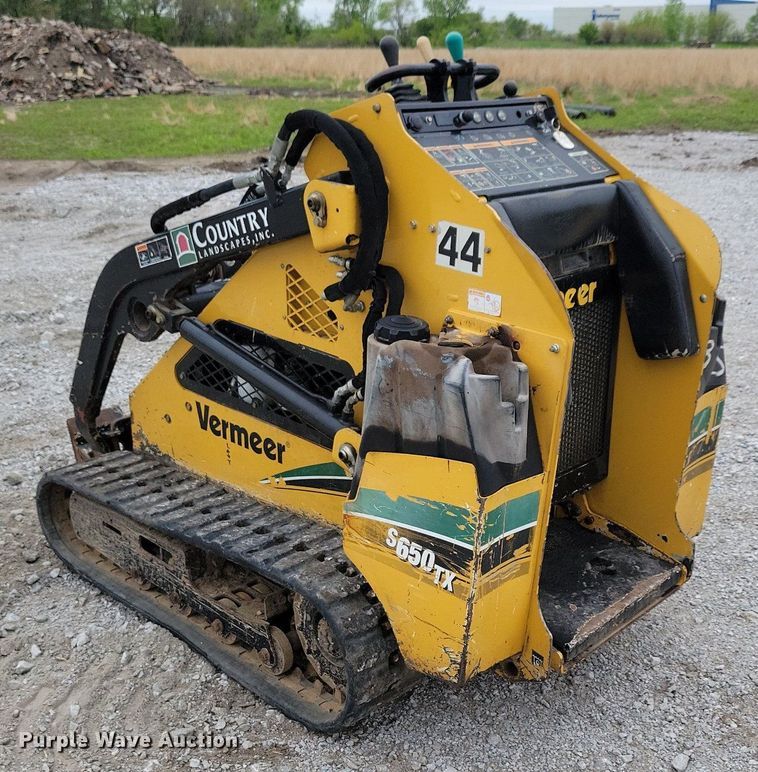 image for item KB9064 2013 Vermeer S650TX compact utility loader