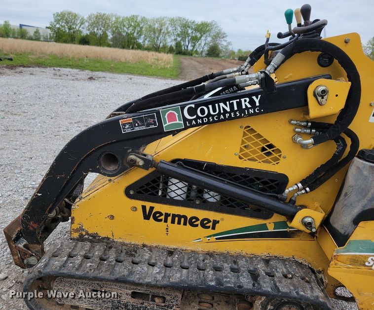 image for item KB9064 2013 Vermeer S650TX compact utility loader