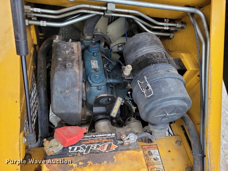 image for item KB9064 2013 Vermeer S650TX compact utility loader