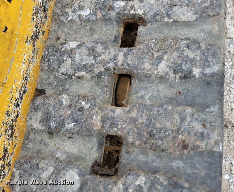 image for item KB9064 2013 Vermeer S650TX compact utility loader