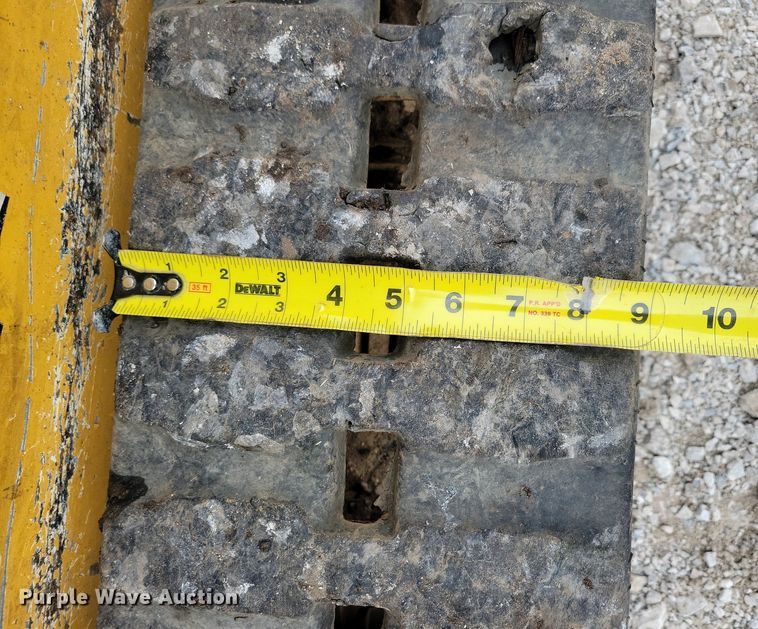 image for item KB9064 2013 Vermeer S650TX compact utility loader