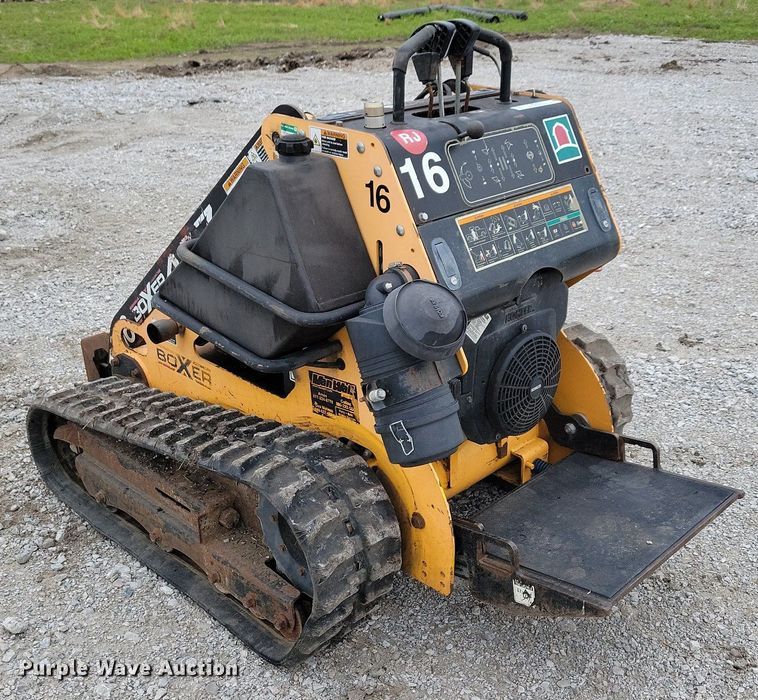 image for item KB9065 2009 Boxer 427 compact utility loader