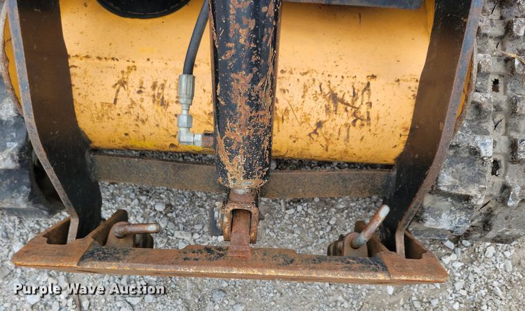 image for item KB9065 2009 Boxer 427 compact utility loader