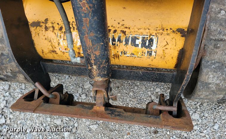 image for item KB9066 2008 Boxer 427 compact utility loader