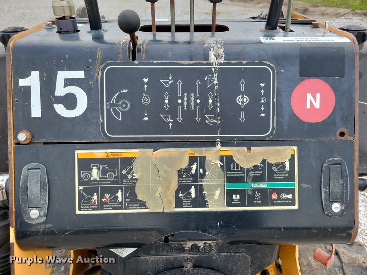 image for item KB9066 2008 Boxer 427 compact utility loader