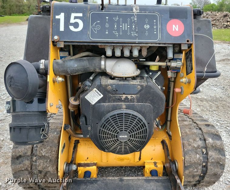 image for item KB9066 2008 Boxer 427 compact utility loader