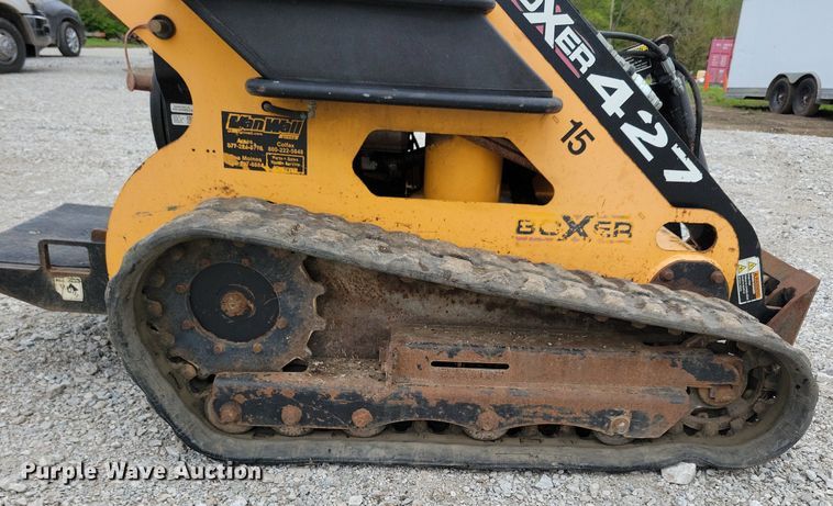 image for item KB9066 2008 Boxer 427 compact utility loader