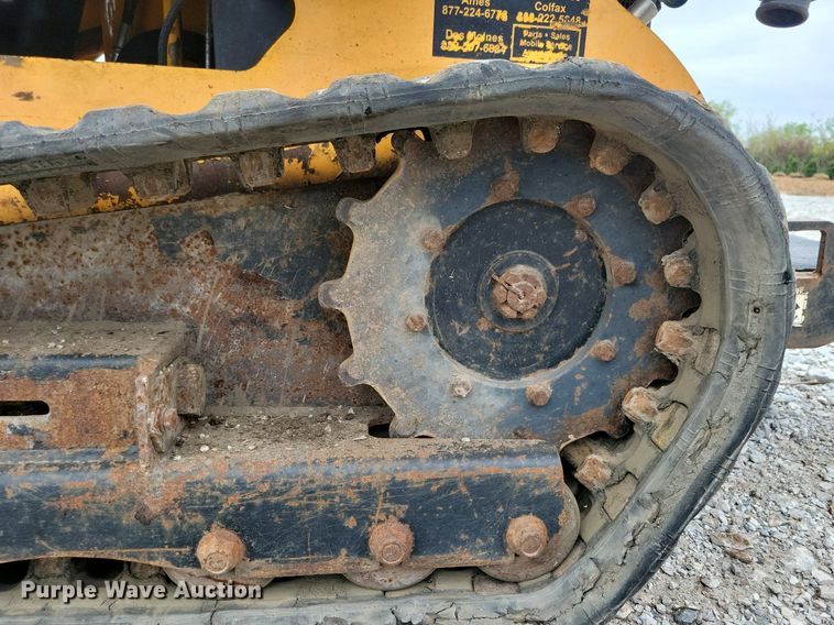 image for item KB9066 2008 Boxer 427 compact utility loader