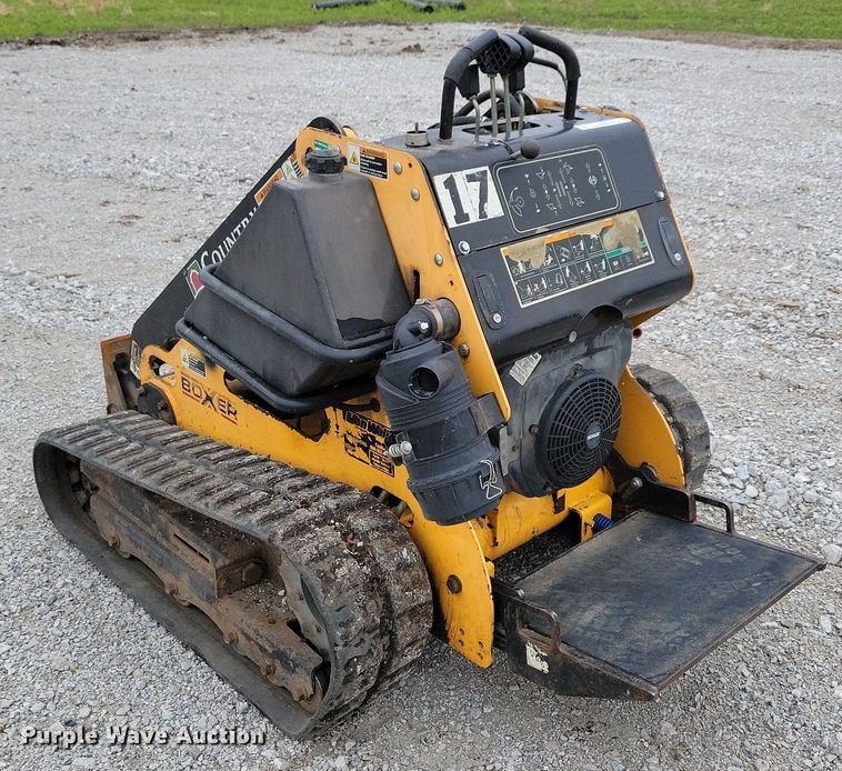 image for item KB9067 2009 Boxer 427 compact utility loader