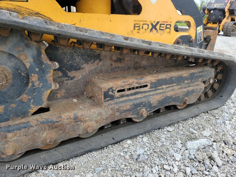 image for item KB9067 2009 Boxer 427 compact utility loader