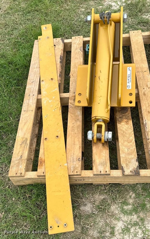 image for item KV9763 98