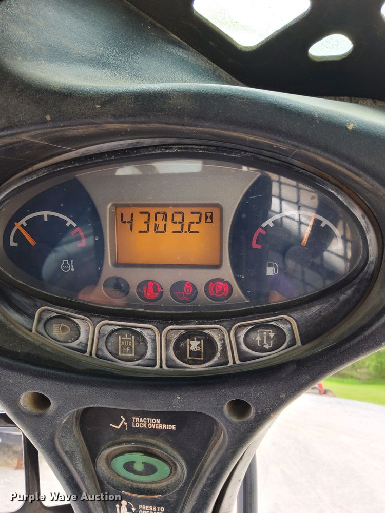 image for item LD9511 2012 Bobcat T770 tracked skid steer loader