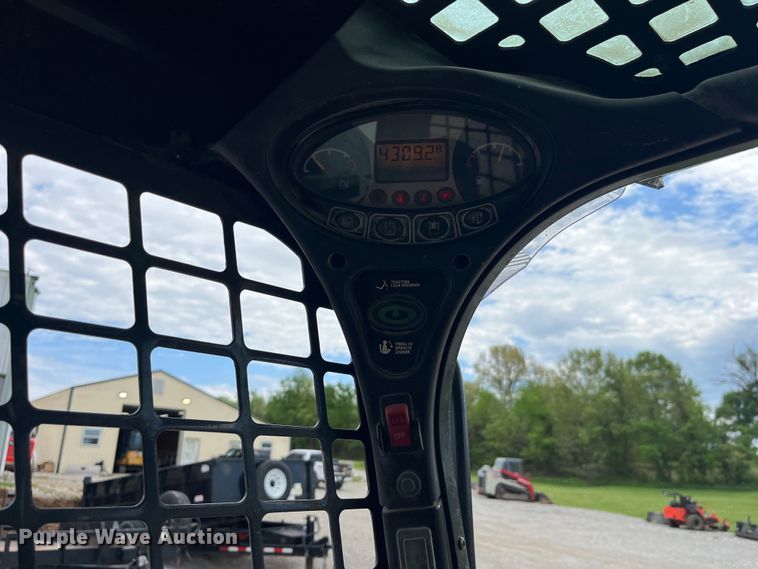 image for item LD9511 2012 Bobcat T770 tracked skid steer loader