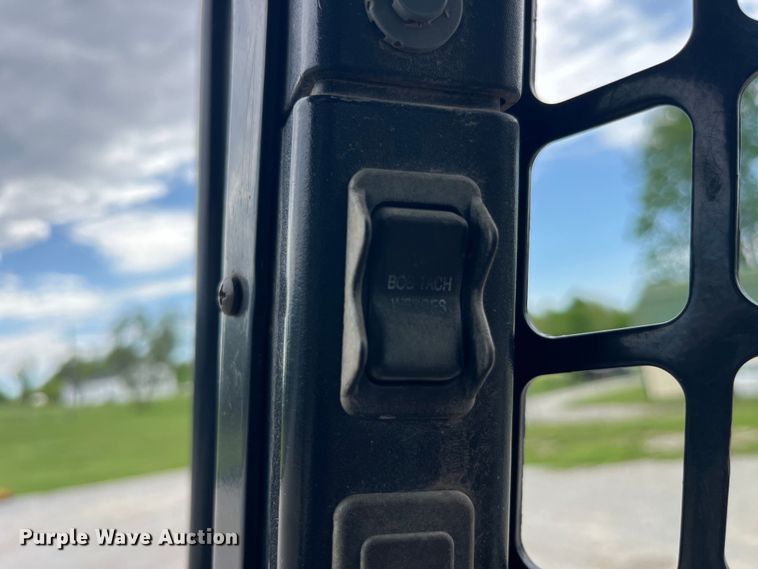 image for item LD9511 2012 Bobcat T770 tracked skid steer loader