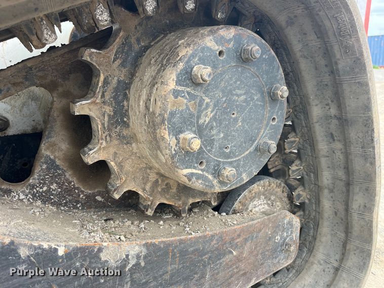 image for item LD9511 2012 Bobcat T770 tracked skid steer loader