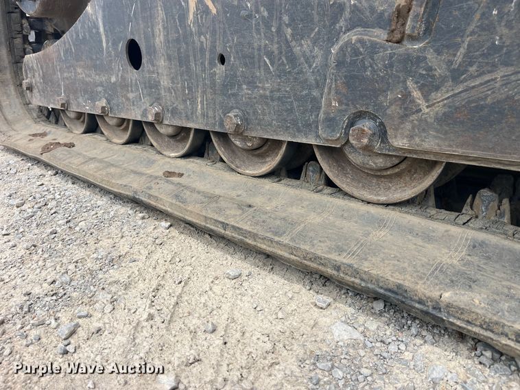 image for item LD9511 2012 Bobcat T770 tracked skid steer loader