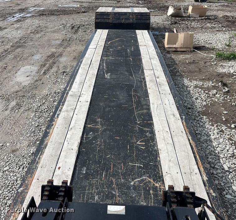 image for item LD9512 2020 X-L Specialized  XL 70 HDGSM lowboy equipment trailer