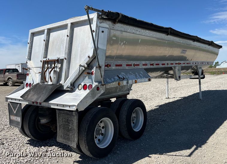 image for item LD9525 1996 Alumatech end dump trailer