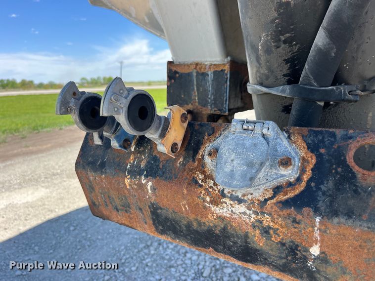 image for item LD9525 1996 Alumatech end dump trailer