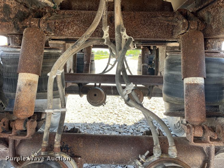 image for item LD9525 1996 Alumatech end dump trailer