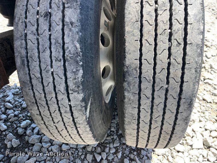 image for item LD9525 1996 Alumatech end dump trailer