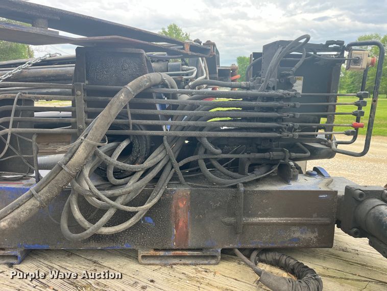 image for item LD9526 2008 PM 26P crane