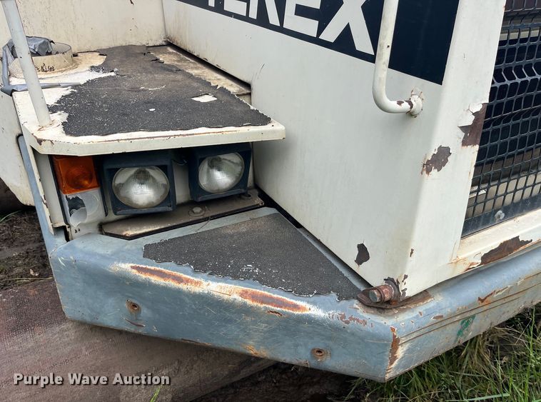 image for item LD9538 1999 Terex TA30 cab