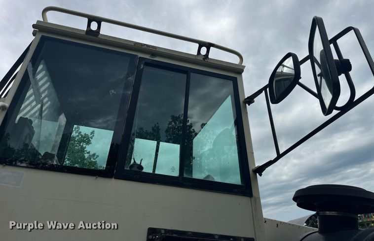 image for item LD9538 1999 Terex TA30 cab