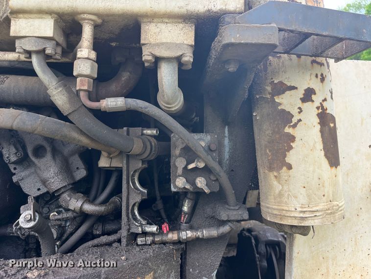 image for item LD9538 1999 Terex TA30 cab