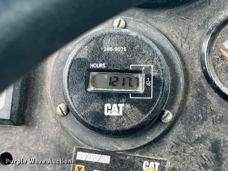 image for item LD9538 1999 Terex TA30 cab