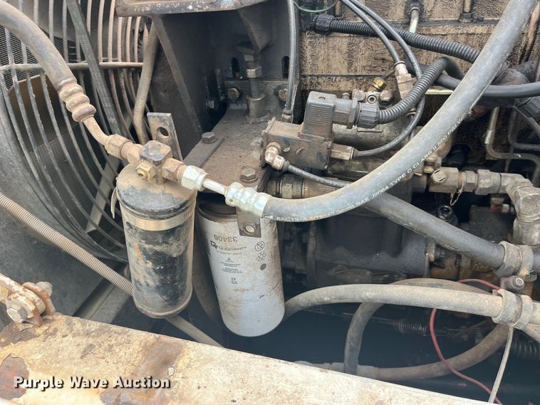 image for item LD9538 1999 Terex TA30 cab